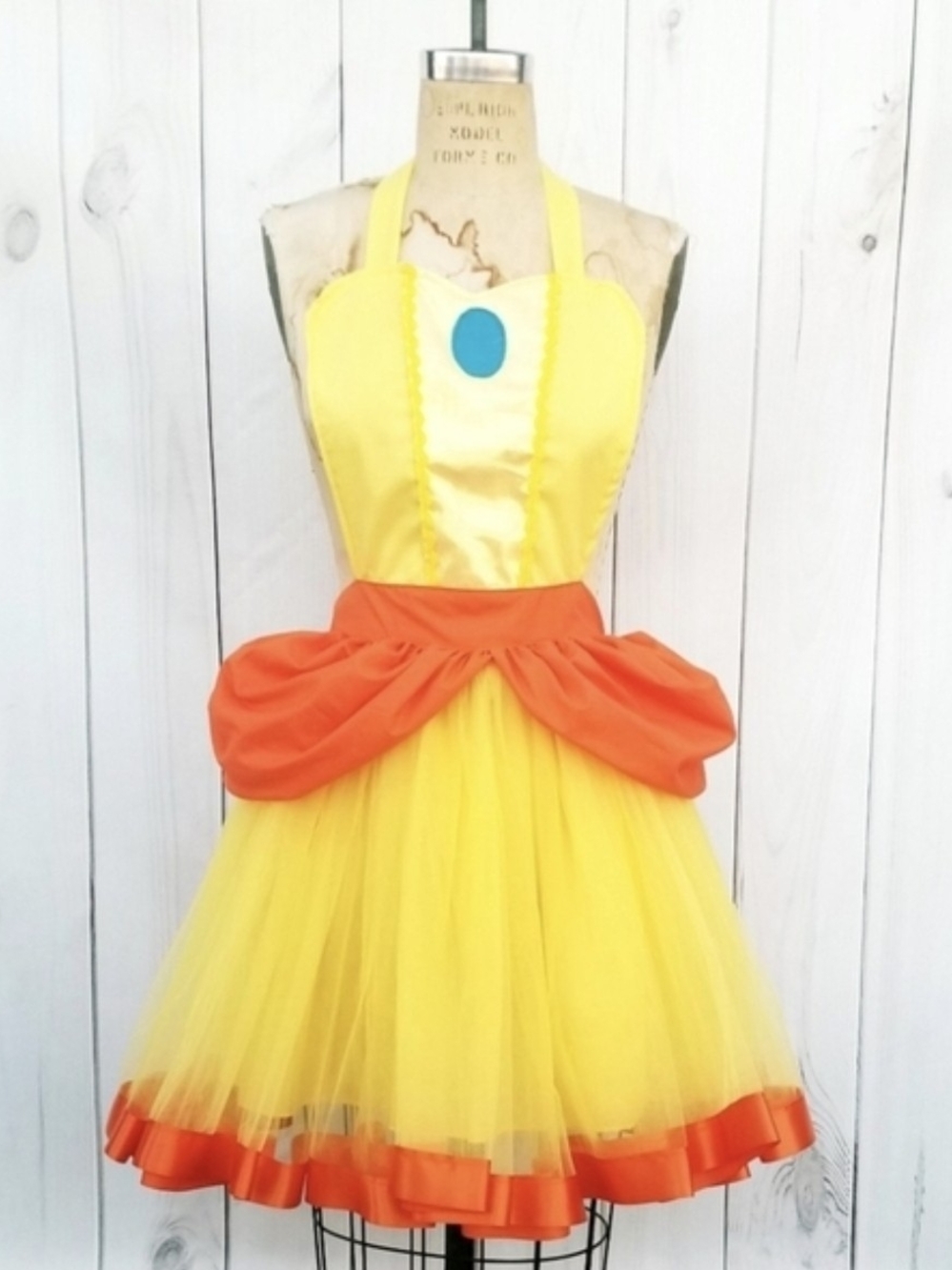 Princess Daisy Costume Apron Women's L/XL Super Mario Family Halloween Costume